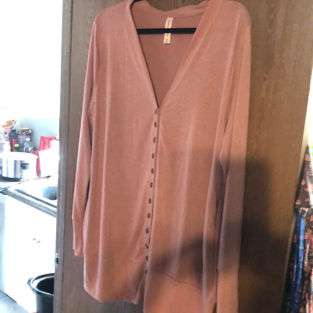Cardigan sweater